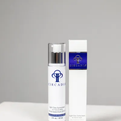 Крем денний для обличчя з SPF 37 Circadia