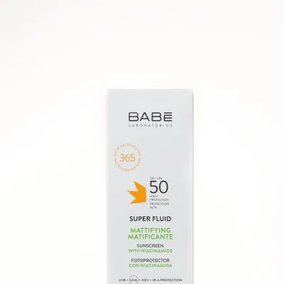 Сонцезахисний суперфлюїд SPF 50 з матуючим ефектом BABE