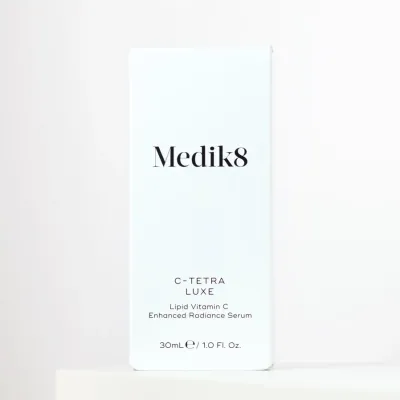 Інтенсивна антиоксидантна сироватка з вітаміном С Medik8